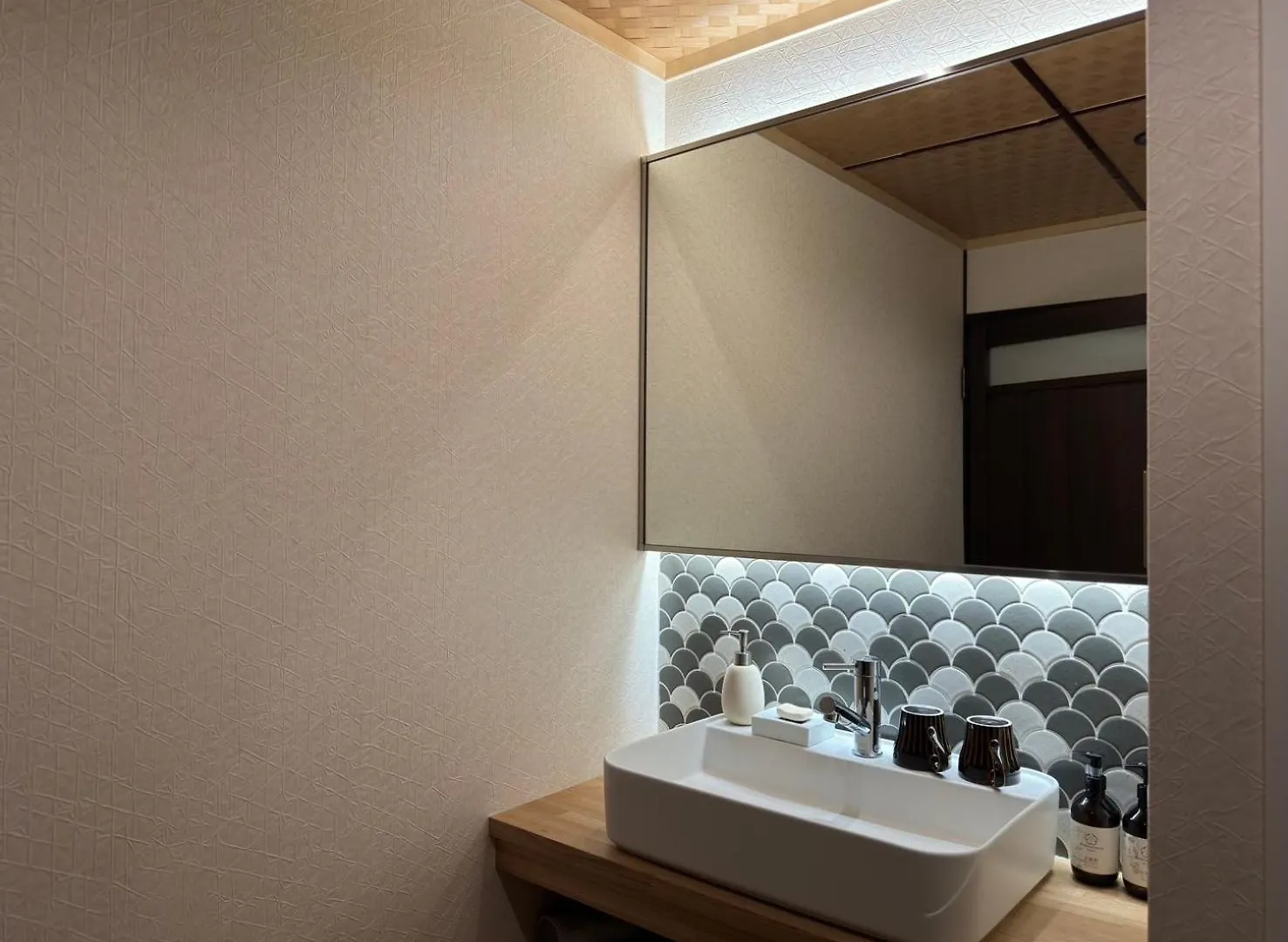 京都駅そばの一棟貸し京町家 Suiten Shichijo 萃点七条 0*, Kyoto